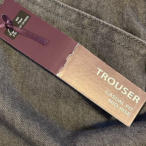 Ladies NWT Gloria Vanderbilt dark grey trouser jeans, straight leg - Picture 6 of 13